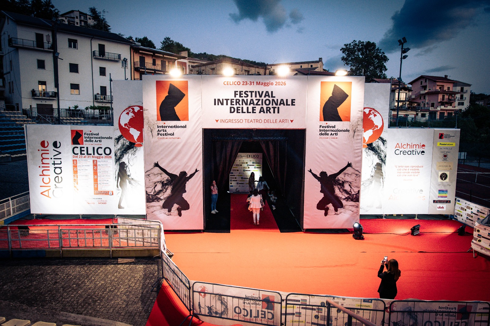 Festival Internazionale delle Arti di Celico, domenica 31 maggio chiusura con Nicola Gratteri, ivan carlei, l’attore Cesare Bocci e il regista Paolo Girelli. Giovanni Veronesi in scena con “Vi porto al cinema”